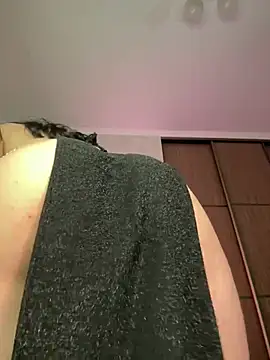 LuxBrunette  online show from 13, 1, 2026