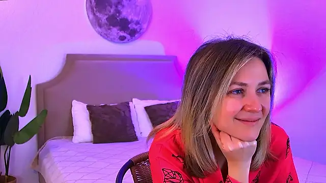 EmeraldGlow online show from 21, 2, 2026