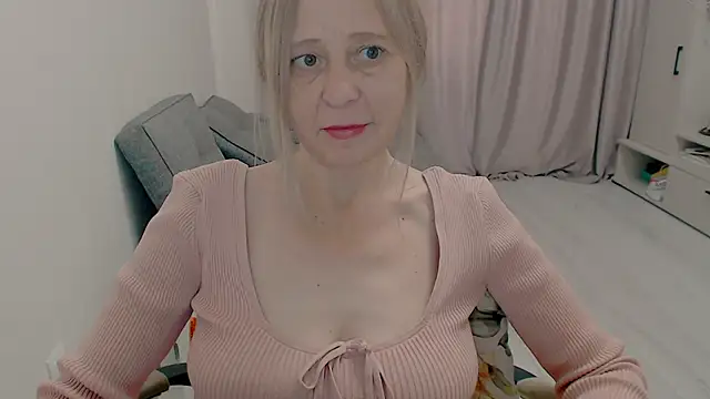 Snapshot of MiLenaMilf chatting on 31, 10, 2025 MiLenaMilf online show from 31, 10, 2025