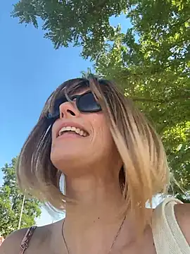 SugarLily24 online show from 15, 6, 2026
