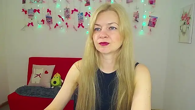 Snapshot of MelissaTyler chatting on 9, 5, 2026 MelissaTyler online show from 9, 5, 2026