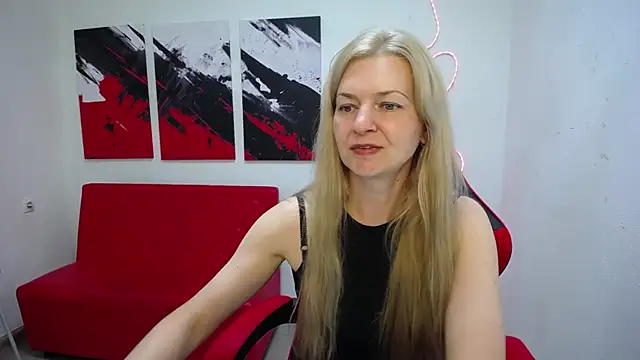 Snapshot of MelissaTyler chatting on 3, 7, 2026 MelissaTyler online show from 3, 7, 2026