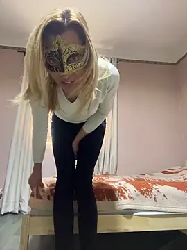 SexyMamiVee online show from 11, 4, 2026