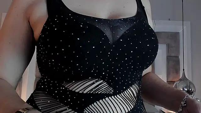 ElenaWatsonn online show from 10, 1, 2026