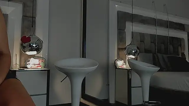 ElenaWatsonn online show from 18, 3, 2026