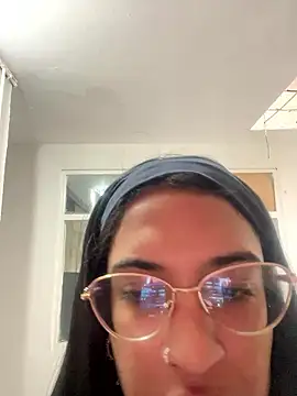 ValentinaEvanz online show from 13, 1, 2026