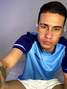 Latin Paisa Boy online show from 15, 1, 2026