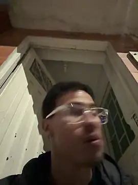 Latin Paisa Boy online show from 14, 4, 2026