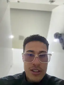 Latin Paisa Boy online show from 18, 4, 2026