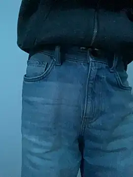 LittleGuy 2007 online show from 13, 2, 2026