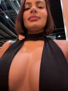 Irina Velvett online show from 4, 4, 2026