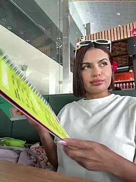 Irina Velvett online show from 14, 2, 2026