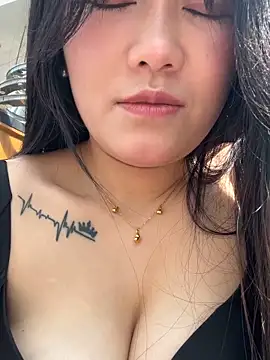 Molly-xiao online show from 6, 2, 2026