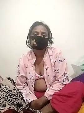 Hot Sweety02 online show from 14, 1, 2026