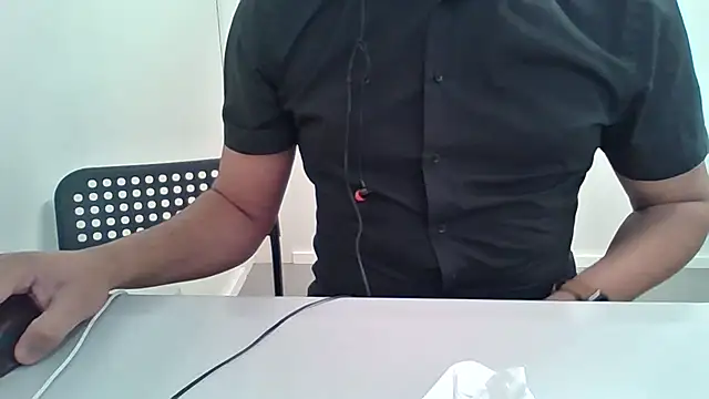 Moreno Casado Safado online show from 9, 3, 2026