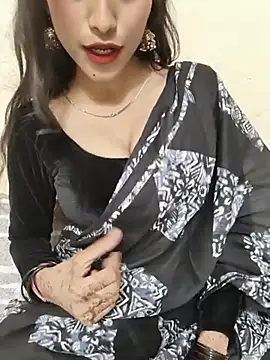 Snapshot of Yours-Zeenat chatting on 2, 6, 2026 Yours-Zeenat online show from 2, 6, 2026