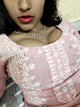 Snapshot of Yours-Zeenat chatting on 27, 4, 2026 Yours-Zeenat online show from 27, 4, 2026