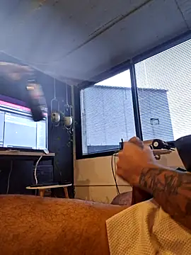  keylafisher  online show from 5, 3, 2026