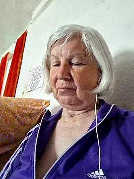 KlaudiaDarling online show from 12, 5, 2026