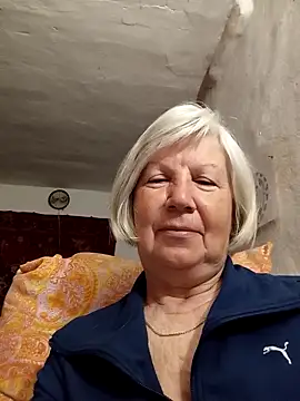 KlaudiaDarling online show from 18, 4, 2026