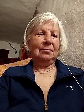 KlaudiaDarling online show from 18, 4, 2026