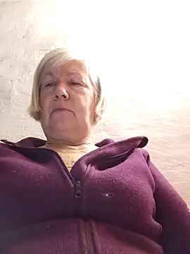 KlaudiaDarling online show from 5, 1, 2026