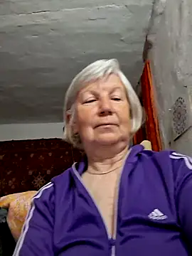KlaudiaDarling online show from 28, 4, 2026