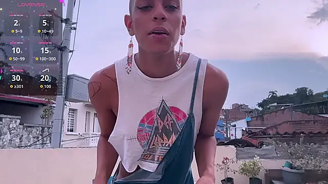 ISABELLA-SCOTT online show from 22, 5, 2026