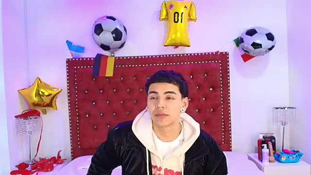 Jaden and sofia online show from 17, 7, 2026
