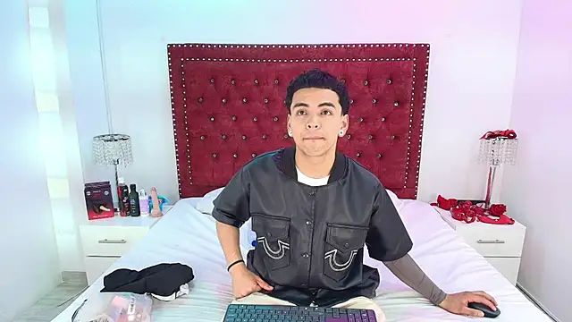 Jaden and sofia online show from 28, 7, 2026
