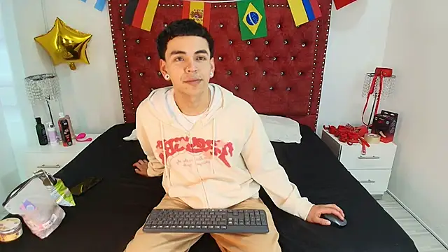 Jaden and sofia online show from 9, 7, 2026