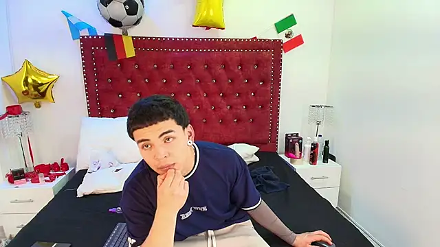 Jaden and sofia online show from 30, 6, 2026