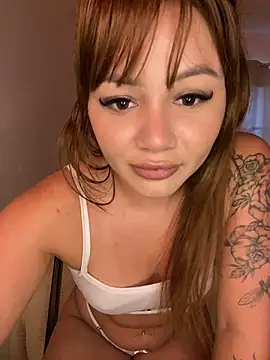 Snapshot of Isisbennett chatting on 27, 4, 2026 Isisbennett online show from 27, 4, 2026