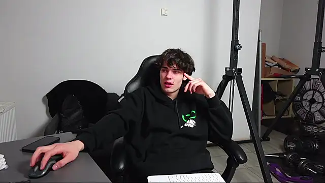 Daniel Shawnn online show from 5, 1, 2026