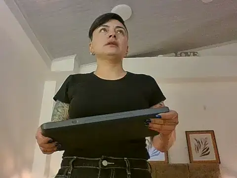 kat paradise online show from 28, 2, 2026