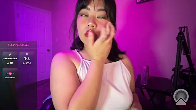 kuromixx444 online show from 13, 4, 2026