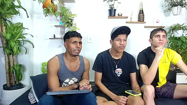 Interracial Snow Bunny online show from 20, 2, 2026