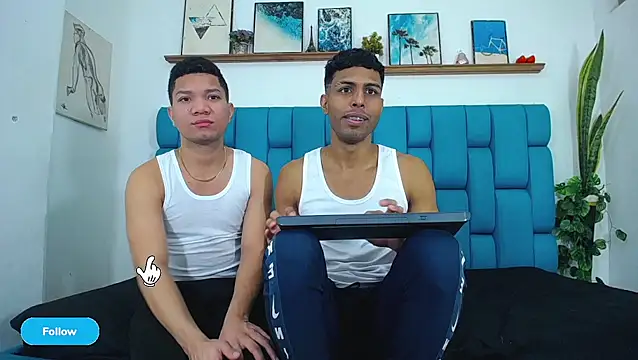 Interracial Snow Bunny online show from 19, 4, 2026