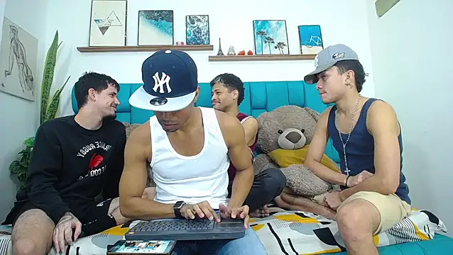 Interracial Snow Bunny online show from 22, 3, 2026