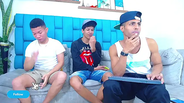 Interracial Snow Bunny online show from 27, 3, 2026