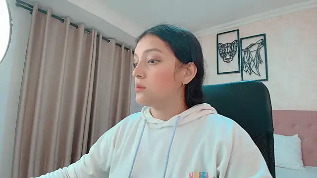 littlemolly walcott online show from 29, 6, 2026