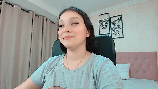 Snapshot of littlemolly_walcott chatting on 6, 5, 2026 littlemolly walcott online show from 6, 5, 2026