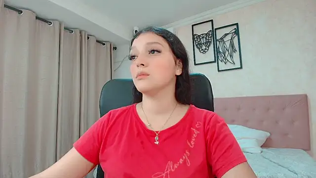 Snapshot of littlemolly_walcott chatting on 7, 5, 2026 littlemolly walcott online show from 7, 5, 2026