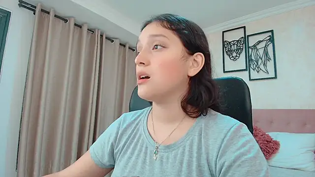 Snapshot of littlemolly_walcott chatting on 29, 5, 2026 littlemolly walcott online show from 29, 5, 2026