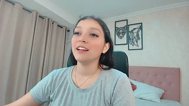 Snapshot of littlemolly_walcott chatting on 12, 5, 2026 littlemolly walcott online show from 12, 5, 2026