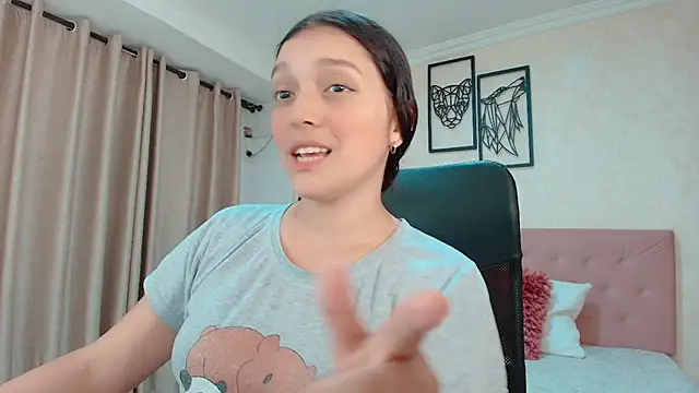 littlemolly walcott online show from 25, 6, 2026