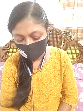 Snapshot of sumi_couele18 chatting on 6, 5, 2026 sumi couele18 online show from 6, 5, 2026