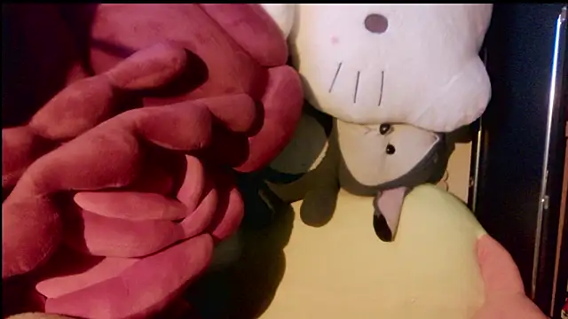 Girl-wets online show from 12, 2, 2026