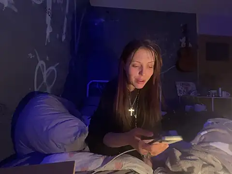 EmmaLyrica online show from 2, 5, 2026