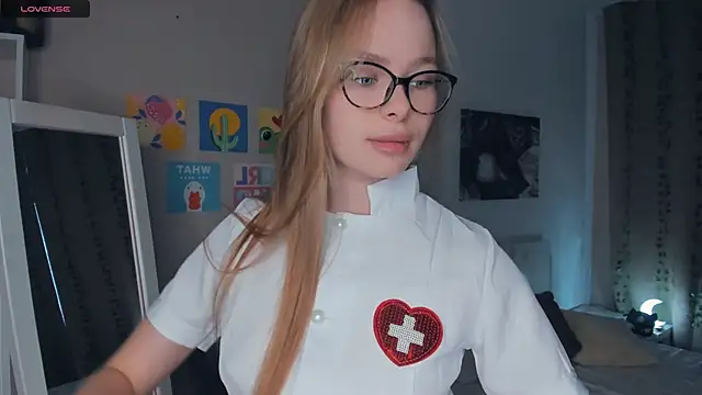 Icehoneybyte online show from 7, 1, 2026